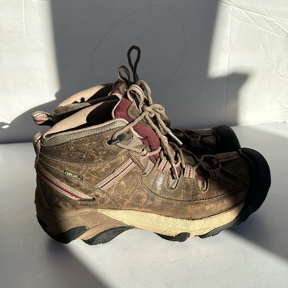 Keen Targhee II Mid Hiking Boots In Brown-burgundy-Sz 9 - Picture 2 of 15